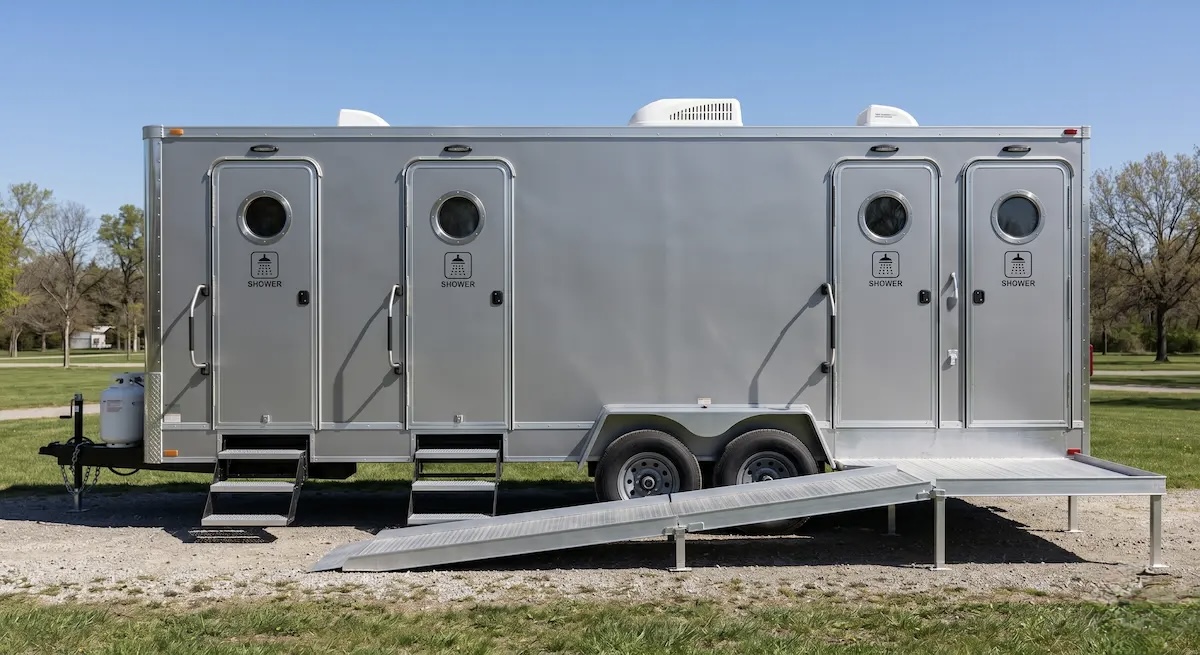 4-Stall Shower Trailer